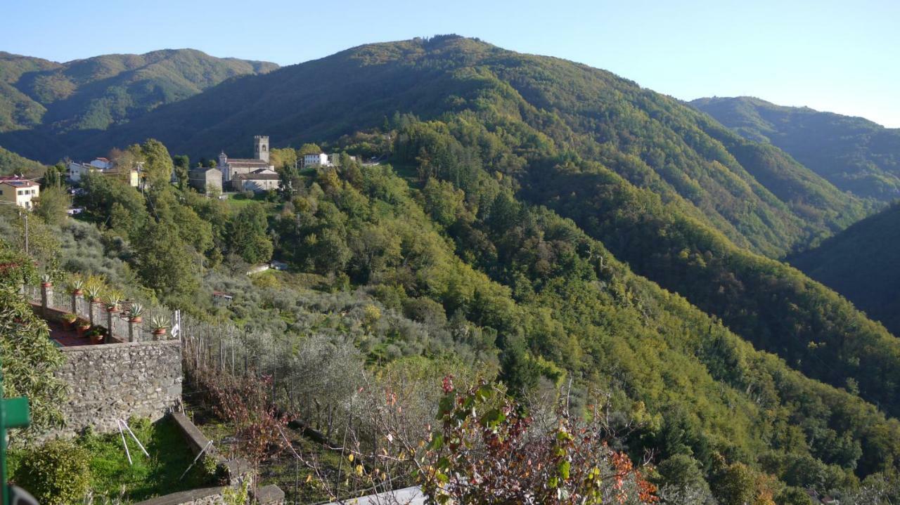 Piscina Con Vista Villa Bagni di Lucca Kültér fotó