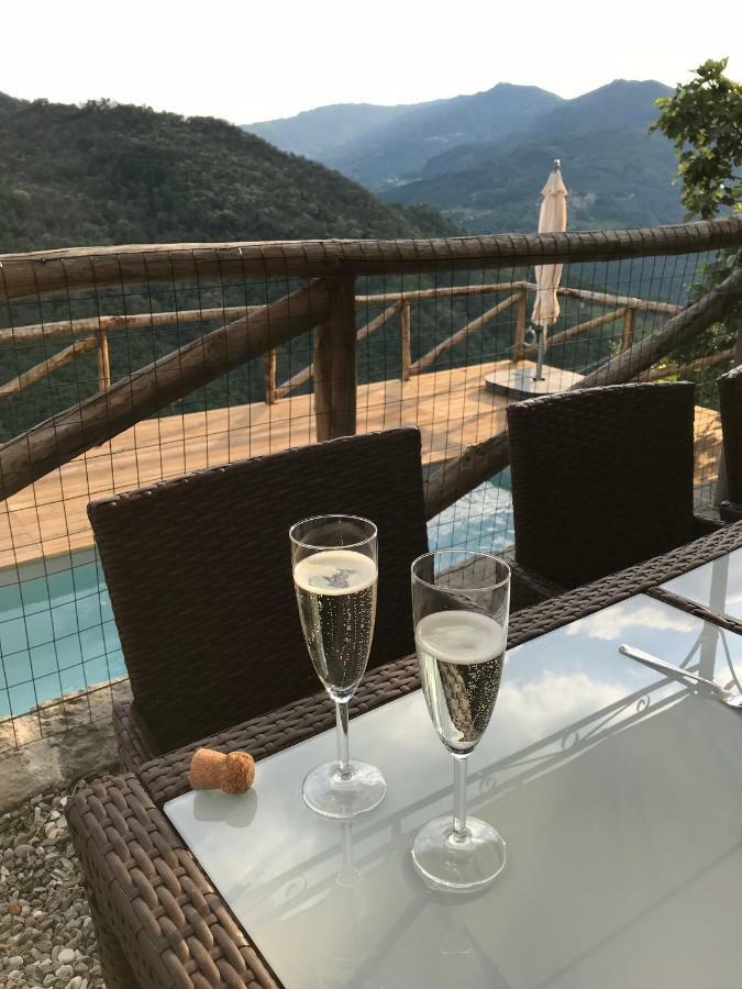 Piscina Con Vista Villa Bagni di Lucca Kültér fotó